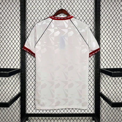 מנצסטר יונייטד חולצת רטרו 1991