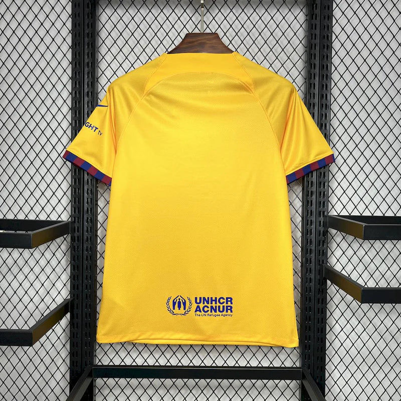 חולצת כדורגל ברצלונה 2024-25 רביעית