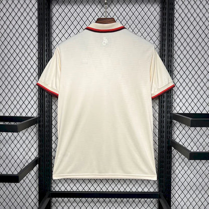 באיירן מינכן חולצה שלישית 2024/25