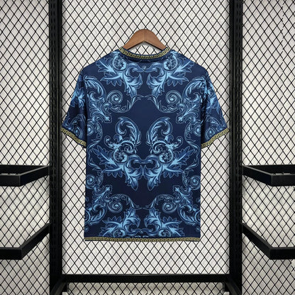 איטליה מיוחדת - חולצת וורסצה כחול זהב