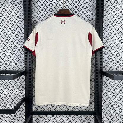 ליברפול חולצת חוץ 2025/26