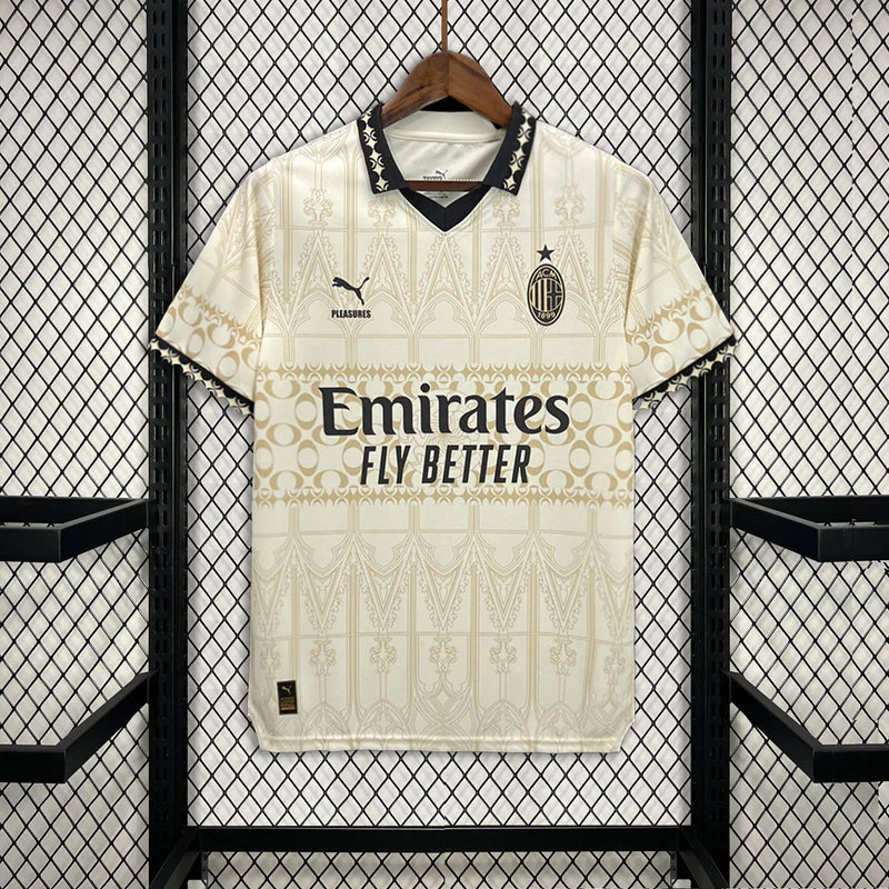 מילאן חולצה מיוחדת