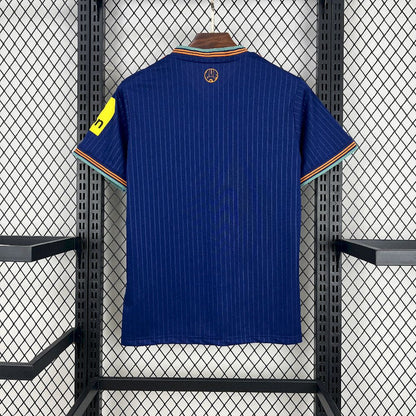 ניוקאסל חולצה שלישית 2025/26